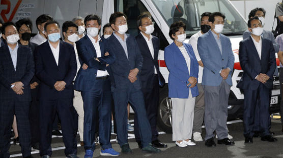 지난달 '대선 도전' 의논도···박홍근 등 빈소 앞 모인 '박원순계' 