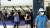 11일 오전 서울시청 앞 광장에 마련된 고(故) 박원순 시장의 분향소에 시민들이 발걸음을 하고 있다. 윤상언 기자