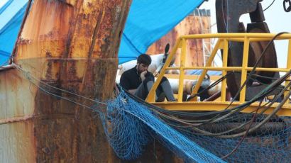 러 선박 감염 판박이···투발루 국적 선박에 한국인 대거 승선