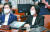 지난 14일 정부서울청사에서 열린 국무회의에 참석한 이정옥 여성가족부 장관(오른쪽). [연합뉴스]