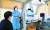 코로나19 감염 방지를 위한 선별 진료소에서 원격 로봇 진료를 하는 경기 고양시 명지병원. [연합뉴스]