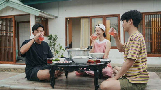 나영석 신작 ‘여름방학’, 일본게임 표절?…제작진 “전혀 아냐”