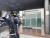 지난 15일 서울 강남구 옵티머스자산운용 사무실 앞에서 취재진이 사무실 입구를 촬영하고 있다. 정용환 기자