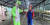 KBS 2TV 예능프로그램 '배틀트립'에서 슈퍼마리오 게임의 캐릭터로 분장한 출연진이 레이싱 경주를 벌이려 하고 있다. [사진 KBS]