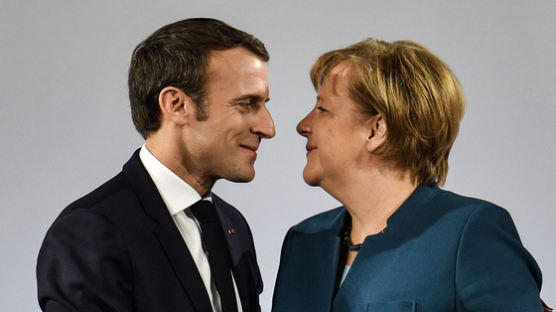 프랑스 60년 꿈 '미국 뺀 유럽군'…트럼프가 이뤄주게 될 판