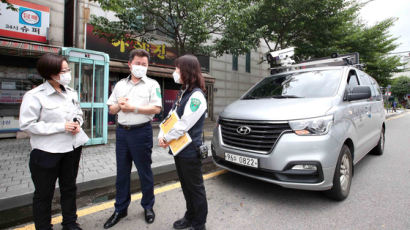 허인환 인천 동구청장, 취임 2주년 민생체험…송현동서 ‘바른 주·정차문화’ 캠페인