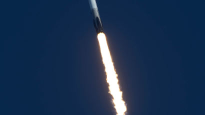 한국 첫 군 전용위성 ‘아나시스 2호’ 성공적 궤도안착