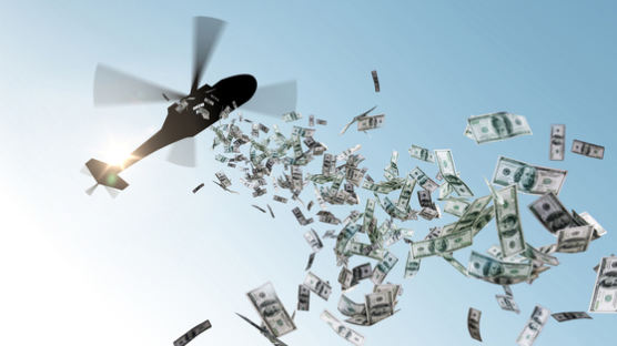 '헬리콥터 트럼프' 뜬다, 미국인 1인당 2주내 1000달러 지급