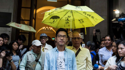 "어처구니 없다"···미국인에 '보안법 위반' 수배 때린 홍콩경찰