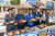 문성혁 해양수산부 장관(가운데)이 지난달 30일 주요 제철수산물 할인 판매 행사인 ‘대한민국 찐 수산대전’에 참석했다. 사진 해양수산부