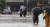  8일 오전 폭우로 침수된 광주 광산구 선운동 주택가에서 아이를 등에 업은 가족이 짐을 챙겨서 피신하고 있다. [연합뉴스]