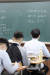 지난 5월 21일 오전 광주의 한 고등학교에서 3학년 학생들이 시험 시작을 기다리고 있다. 연합뉴스
