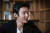 새 에세이집을 펴낸 작가 겸 방송인 허지웅씨를 12일 오후 서울 용산구 한남동 서점 '북파크'에서 만났다. 장진영 기자