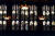 죽미령 전투의 패배를 상징하는 그림 등을 포함한 워싱턴 홀의 스테인드글라스. [forwhattheygave.com]