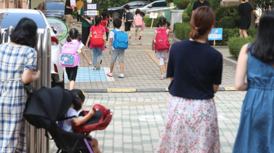 "또 새벽에 점심 차려야" 코로나 재확산, 대구 정상등교 보류