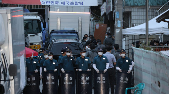 서울 이어 전주서도 '광화문 인솔' 목사 7명 압수수색…사랑제일교회 연관성 '촉각'