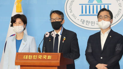 민주당 “이달까지 공수처장 추천위원 선임 안 하면 법 개정”