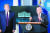 도널드 트럼프 대통령이 23일 스티븐 한 FDA국장의 코로나19 혈장치료 긴급승인 브리핑을 지켜보고 있다. [AP=연합뉴스]