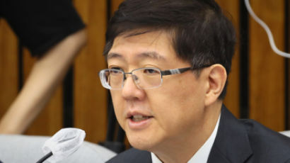 '전월세 상한제' 찬성해 놓고…전세금 4억 올린 김홍걸 의원