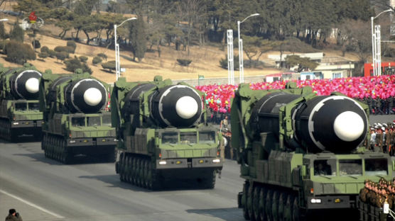 美 '北 ICBM' 우려 쏟아져…"10월 고체연료 신형 ICBM 공개"