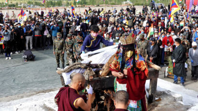 中·印 국경서 총성…인도, 티베트인 특수부대까지 투입했다