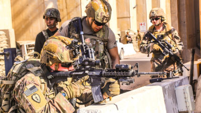 美 중부사령관 “이라크 주둔 미군 이달 중 3000명으로 감축”