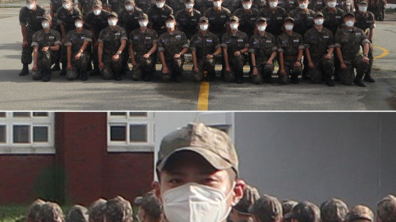 ‘해군 입대’ 박보검, 훈련소 모습 공개…단체사진 보니 