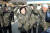 2017년 1월 3일 당시 더불어민주당 대표이던 추미애 법무부 장관이 경기도 파주의 한 포병부대를 방문해 장병들을 격려하고 국산 장비 천무를 살펴보고 있다. [중앙포토]