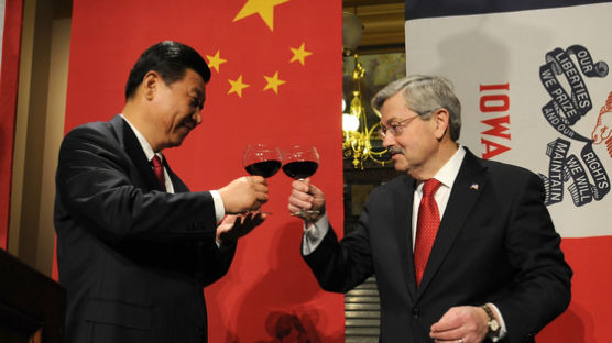 물러나는 '시진핑 친구' 주중 美대사…"코로나 중국 잘못" 직격탄