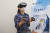 한 학생이 차의과대학에서 만든 비대면 면접 안내 VR 콘텐츠를 시연하고 있다. 차의과대학
