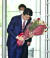 아베 신조(安倍晋三) 전 일본 총리가 16일 낮 12시42분께 도쿄 총리관저를 떠나고 있다. 아베 내각은 이날 오전 총사퇴를 하며 7년8개월 집권의 막을 내렸다. [연합뉴스]