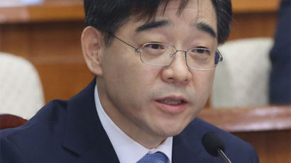 '거취 논란' 권순일 선관위원장 사직서 제출···"소임 다했다"