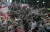 19일 벨라루스 수도 민스크에 모인 여성 시위대. 이날 시위에는 여성 시위자 2000명이 참석했다. [EPA=연합뉴스]