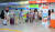휴가철인 8월 4일 오후 광주공항 이용객이 탑승 수속을 밟고 있다. 뉴스1