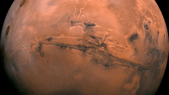 화성 남극에서 거대 호수 재확인…생명체 흔적 찾을 수 있을까