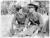 1946년 통위부(국방부 전신) 시절 김웅수 장군(왼쪽)이 창군 동기인 강영훈 장군과 대화하고 있다. 1988년부터 2년간 국무총리를 지낸 강 장군은 김 장군의 매제다. [사진 김웅수 장군 유가족]