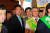 민주통합당 대선후보 경선 당시 문재인 대통령(오른쪽)과 이혁진(왼쪽)씨. 이씨가 2012년 자신의 블로그에 올린 사진이다. [이씨 블로그 캡쳐]