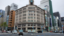 도쿄 요지 반년새 11% 하락···코로나에 걷히는 日부동산 거품