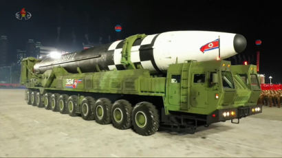 [속보] 북한, 美본토 겨냥 신형 ICBM 공개…길이·직경 굵어져
