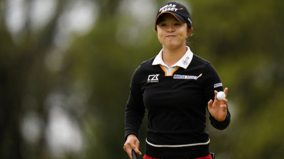 '빨간 바지의 마법' 김세영, LPGA 여자 PGA 챔피언십 우승... 메이저 첫 정상