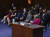 에이미 코니 배럿 미 연방대법관 지명자가 12일 마스크를 쓴 채 인사청문회에 출석했다.AFP·AP=연합뉴스
