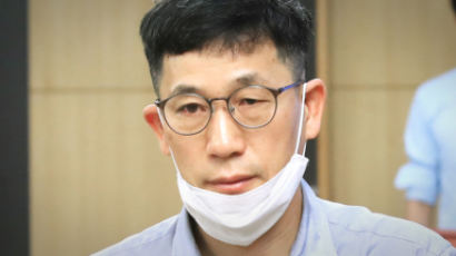 진중권 "집권여당 공식논평서 '예형'…내 목줄 끊겠단 협박"