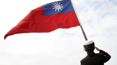 대만과 중국은 피지에서도 싸웠다…대만 국경일 기념행사장 폭행 논란