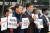 지난 3월 26일 중소상인·노동·시민단체 회원들이 서울시청 앞에서 기자회견을 열고 신종 코로나바이러스 감염증(코로나19) 경기침체로 인한 상가임대차 상생호소 및 정부·지자체의 임대료 조정 지원행정을 촉구하고 있다. 뉴스1.