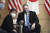 6일 일본 도쿄에서 만난 마이크 폼페이오 미국 국무장관(오른쪽)과 모테기 도시미쓰 일본 외무상.[AP=연합뉴스]