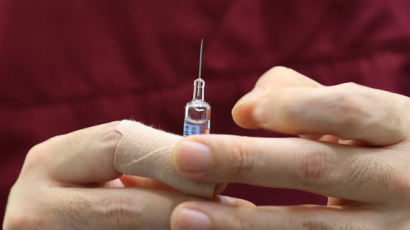 고교생 사망 미스터리…"같은 백신 맞은 청소년 20명 이상없다"