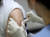 20일 오후 서울 강서구 한국건강관리협회 서울서부지부에 한 시민이 독감백신을 접종 받고 있다.뉴스1