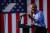  버락 오바마 전 대통령이 21일(현지시간) 펜실베이니아주에서 민주당 대선 후보 조 바이든 지지 유세에 나섰다. [AP=연합뉴스]