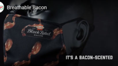 “베이컨·치킨향 마스크 드려요” 이색 홍보 대박난 美식품기업