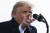도널드 트럼프 미국 대통령이 주말인 25일(현지시간) 뉴햄프셔주 런던데리의 맨체스터-보스턴 공항에서 대선 유세를 하고 있다. AP=연합뉴스
